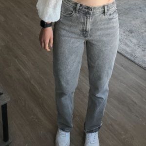 Super cute grey jeans from Abercrombie